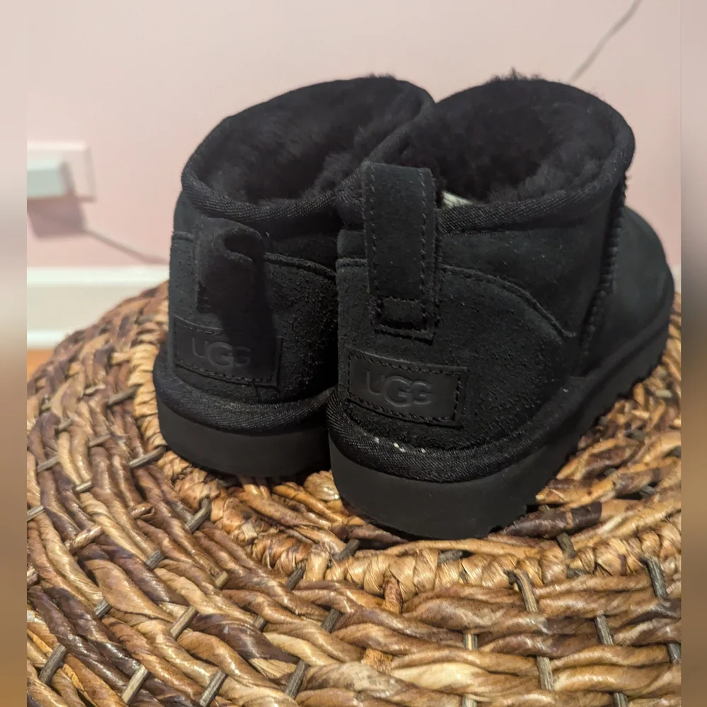 Ugg Classic Ultra Mini